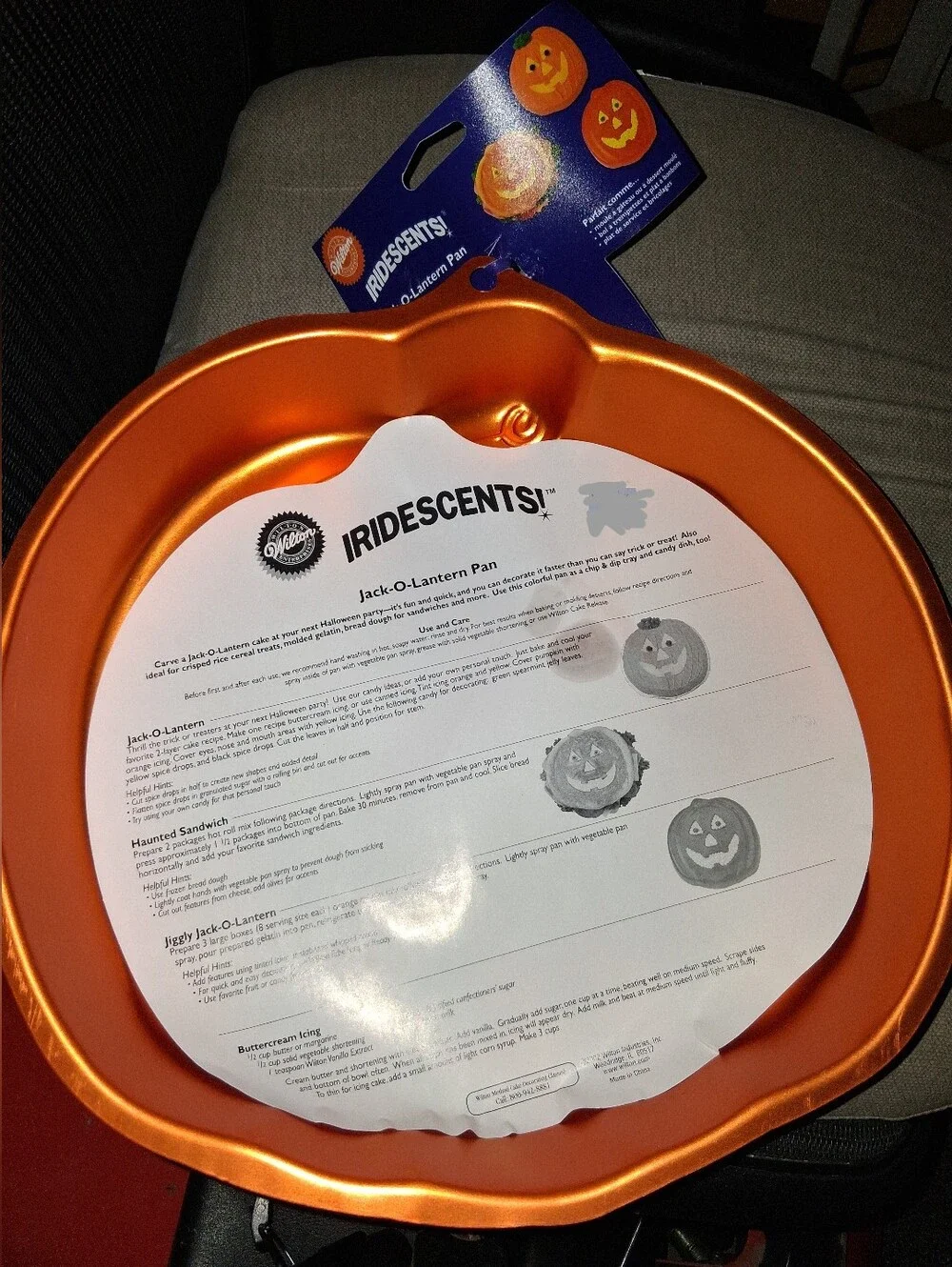 Pumpkin Jack-O'-Lantern Cake Pan - Metallic Orange